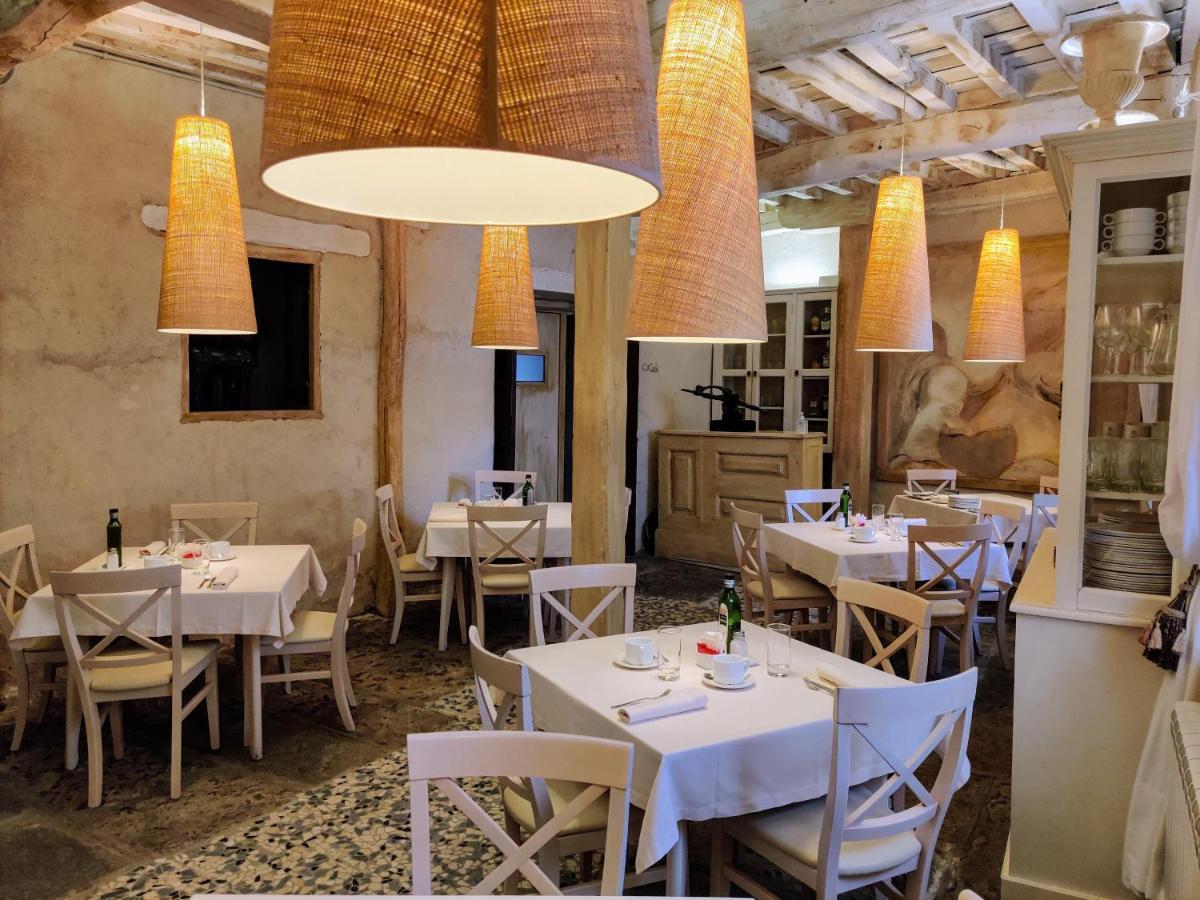 Posada Restaurante Casa De La Sal Канделарио Экстерьер фото